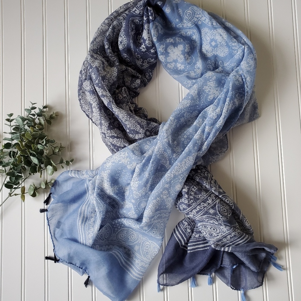 Scarf